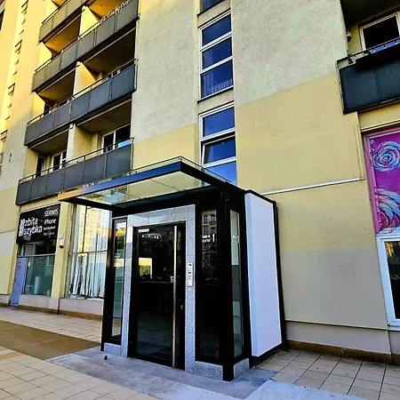 Happy Elephant アパート